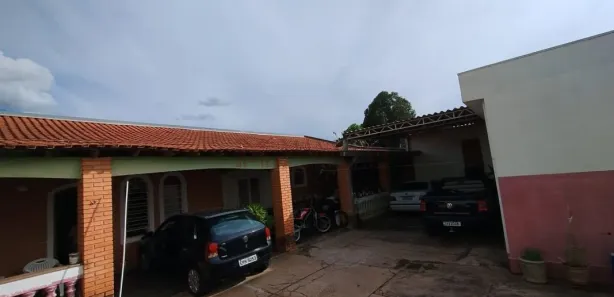 Casa com 2 Quartos à venda, 258m² no Vila Ipiranga, Bauru