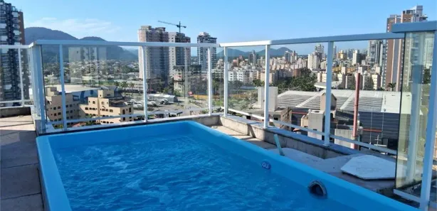 Cobertura com 3 Quartos para venda ou aluguel, 235m² no Enseada, Guarujá