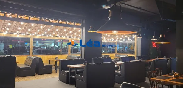 Loja / Salão / Ponto Comercial à venda, 100m² no Vila das Acácias, Poá
