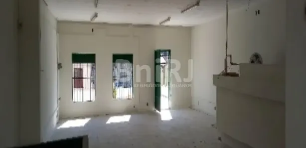 Prédio Inteiro para alugar, 215m² no Centro, Rio de Janeiro