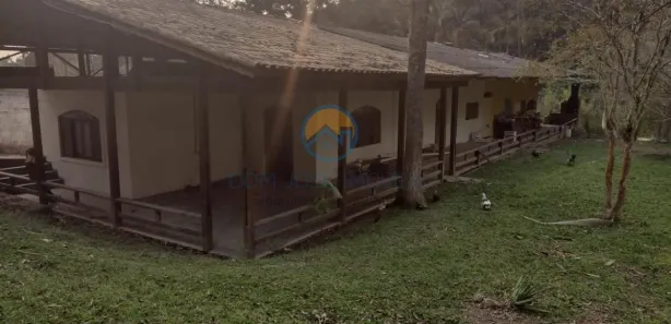 Fazenda / Sítio / Chácara com 3 Quartos à venda, 2390m² no Recreio Primavera, Itapecerica da Serra