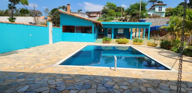 Fazenda / Sítio / Chácara com 3 Quartos à venda, 711m² no , Mairinque