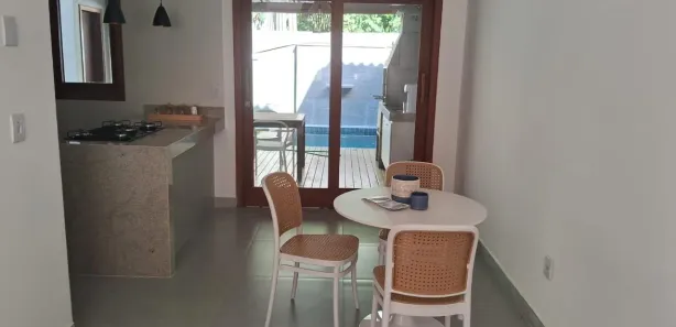 Casa de Condomínio com 2 Quartos à venda, 87m² no Arraial D'Ajuda, Porto Seguro