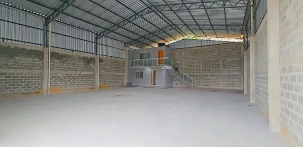 Galpão / Depósito / Armazém para alugar, 450m² no Calaboca (Inoã), Maricá