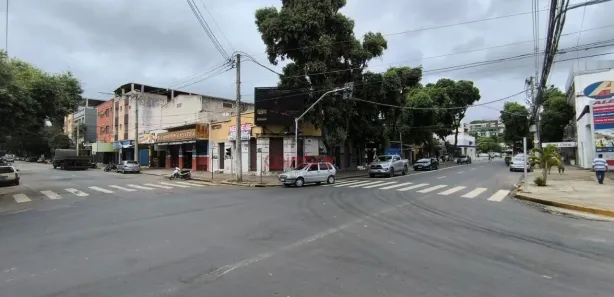 Loja / Salão / Ponto Comercial à venda, 492m² no Centro, Governador Valadares