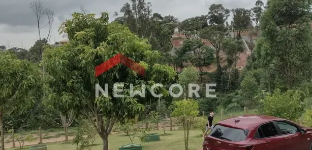 Fazenda / Sítio / Chácara com 2 Quartos à venda, 100m² no Centro, Mairinque
