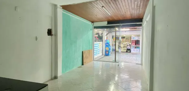 Loja / Salão / Ponto Comercial à venda, 60m² no Centro, Cabo Frio