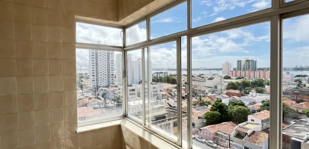 Apartamento com 3 Quartos para alugar, 135m² no São José, Aracaju