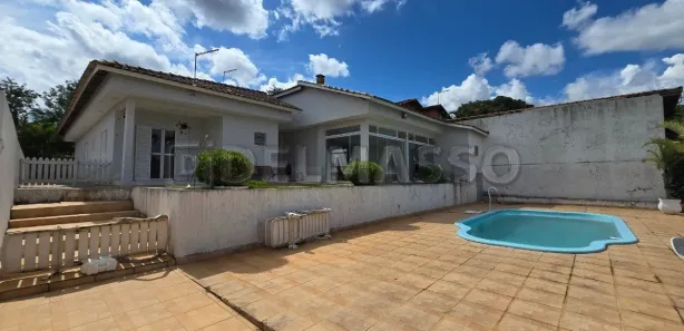 Fazenda / Sítio / Chácara com 4 Quartos para alugar, 1000m² no Curral, Ibiúna