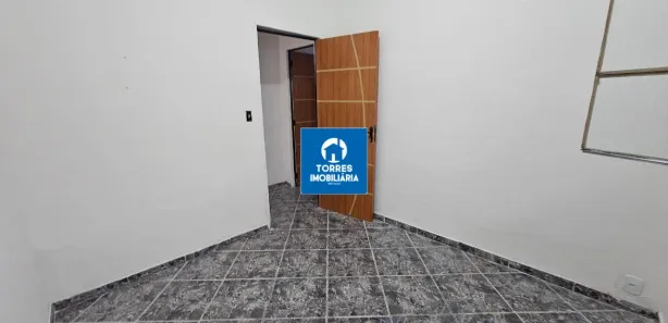 Casa de Vila com 2 Quartos para alugar, 60m² no Porto Novo, São Gonçalo