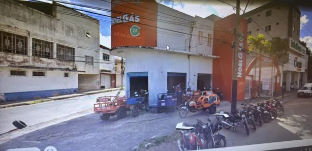 Loja / Salão / Ponto Comercial à venda, 345m² no Edgar Pereira, Montes Claros