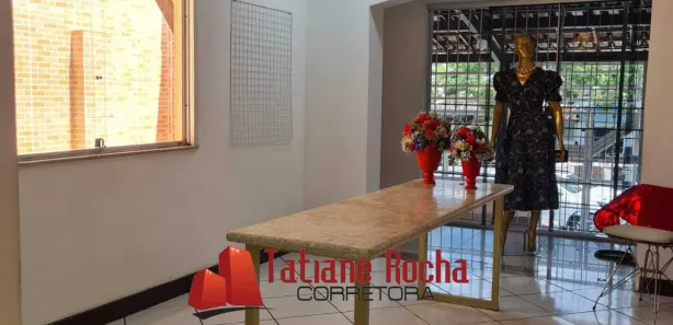 Casa com 3 Quartos para alugar, 10m² no Centro, Feira de Santana