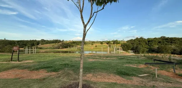 Terreno / Lote / Condomínio à venda, 2694m² no , Porto Feliz
