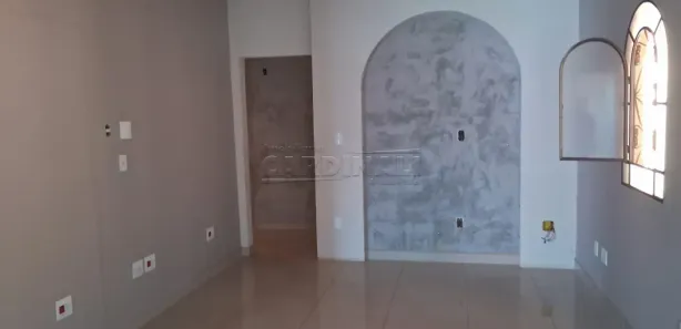 Loja / Salão / Ponto Comercial para alugar, 218m² no Vila Velosa, Araraquara