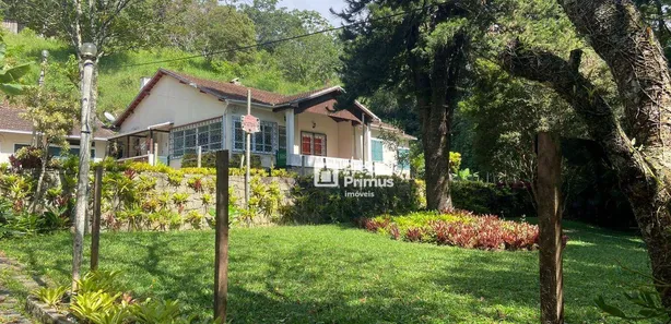 Fazenda / Sítio / Chácara com 3 Quartos à venda, 89m² no Campo do Coelho, Nova Friburgo