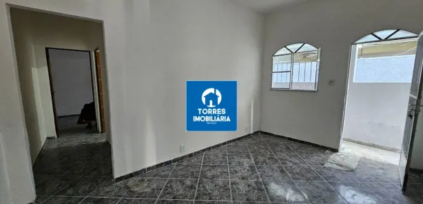Casa de Vila com 2 Quartos para alugar, 60m² no Porto Novo, São Gonçalo