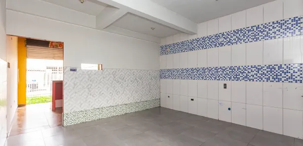 Loja / Salão / Ponto Comercial à venda, 40m² no Tatuquara, Curitiba