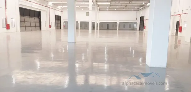 Galpão / Depósito / Armazém para alugar, 2210m² no Tamboré, Barueri