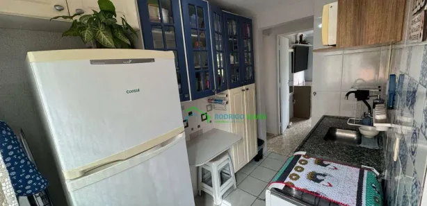 Apartamento com 2 Quartos para venda ou aluguel, 48m² no Vila Silviânia, Carapicuíba