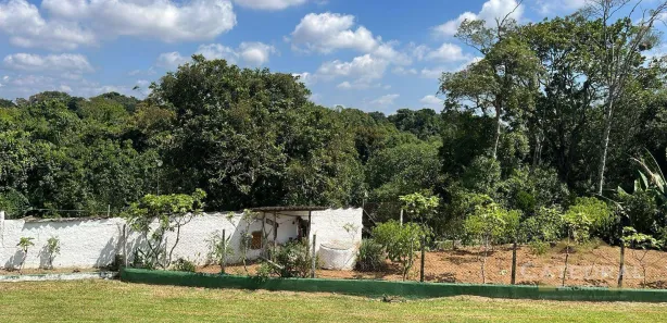 Fazenda / Sítio / Chácara com 3 Quartos à venda, 680m² no Itararé, Embu-Guaçu