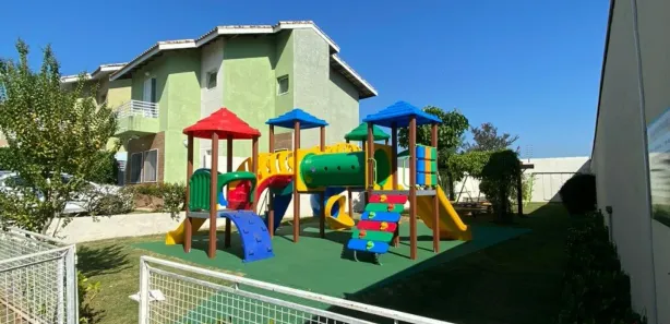 Casa de Condomínio com 3 Quartos para alugar, 106m² no Parque 9 de Julho, São Roque