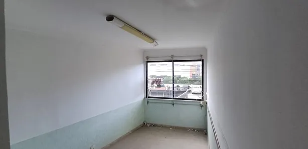 Conjunto Comercial / Sala à venda, 28m² no Recreio Ipitanga, Lauro de Freitas