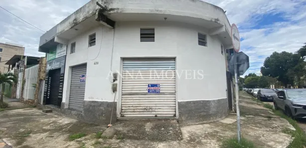 Loja / Salão / Ponto Comercial com 1 Quarto para alugar, 40m² no Aterrado, Volta Redonda