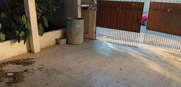 Casa Comercial com 3 Quartos para alugar, 120m² no Jardim São Salvador, Taboão da Serra