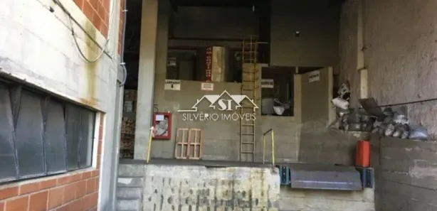 Galpão / Depósito / Armazém à venda, 9700m² no Bingen, Petrópolis