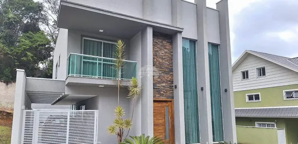 Sobrado com 3 Quartos à venda, 250m² no Campo Pequeno, Colombo