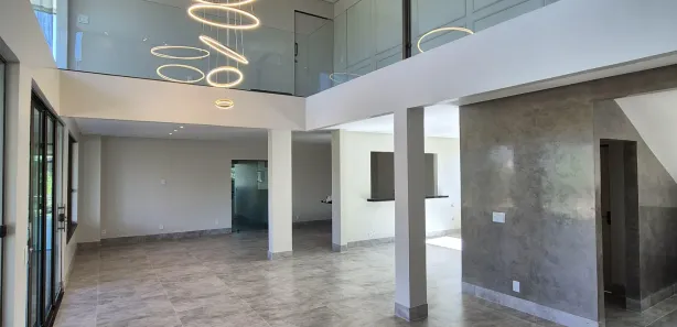 Casa de Condomínio com 5 Quartos à venda, 4700m² no Residencial California, Santo Antônio de Goiás