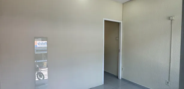 Loja / Salão / Ponto Comercial para alugar, 30m² no Bananal, Guapimirim
