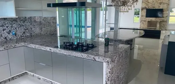 Sobrado com 4 Quartos para alugar, 950m² no Parque Campolim, Sorocaba