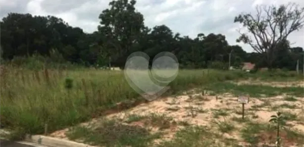 Terreno / Lote / Condomínio à venda, 335m² no Centro, Araçoiaba da Serra