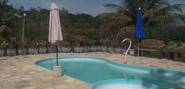 Fazenda / Sítio / Chácara com 7 Quartos à venda, 70000m² no Mantiquira, Duque de Caxias