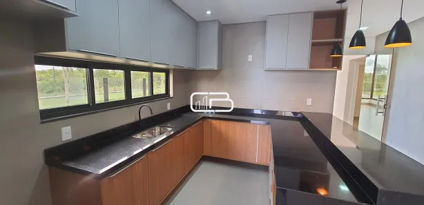 Casa de Condomínio com 3 Quartos à venda, 200m² no Universidade, Vitória da Conquista