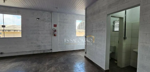 Galpão / Depósito / Armazém para alugar, 500m² no Piratininga, Osasco