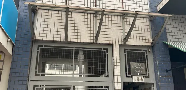Conjunto Comercial / Sala com 2 Quartos para alugar, 26m² no Zona 02, Maringá