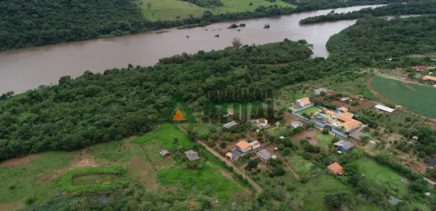 Fazenda / Sítio / Chácara com 2 Quartos à venda, 85m² no , Ibiporã