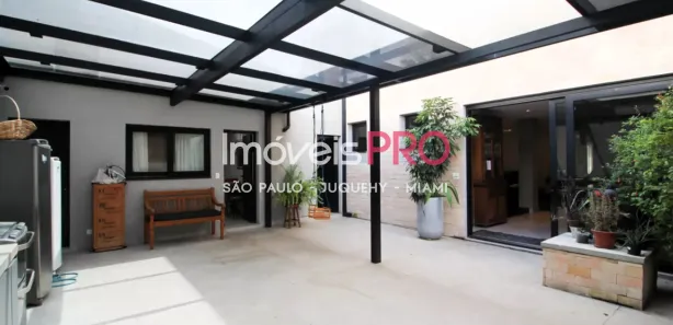 Casa de Vila com 3 Quartos à venda, 275m² no Moema, São Paulo
