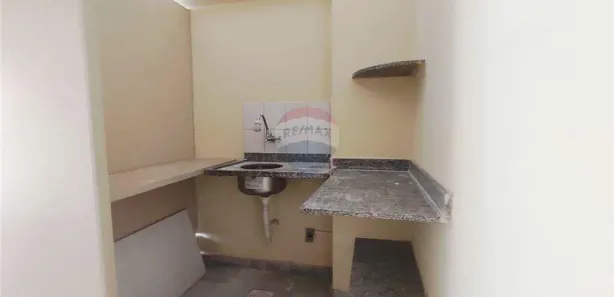Loja / Salão / Ponto Comercial à venda, 40m² no Cascatinha, Juiz de Fora