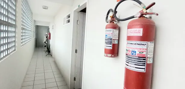 Loja / Salão / Ponto Comercial para alugar, 28m² no Lagoa Seca, Natal
