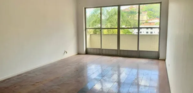 Apartamento com 3 Quartos à venda, 120m² no Valparaíso, Petrópolis