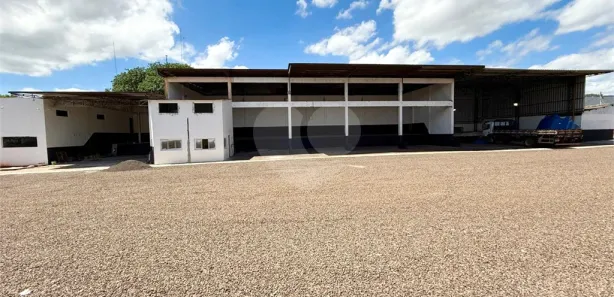 Galpão / Depósito / Armazém para venda ou aluguel, 6200m² no Jardim Arco-Íris, Araraquara