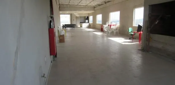 Prédio Inteiro à venda, 300m² no Jardim Nossa Senhora de Fátima, Jandira