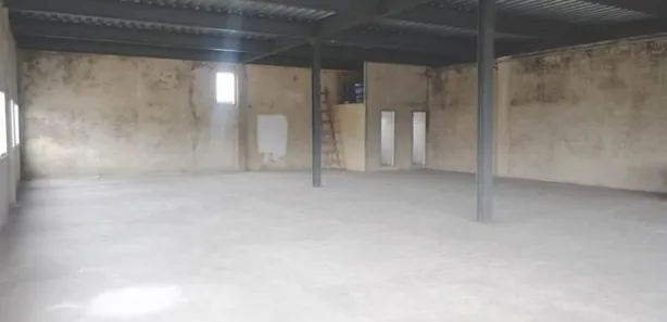 Loja / Salão / Ponto Comercial para alugar, 350m² no Piabetá (Inhomirim), Magé