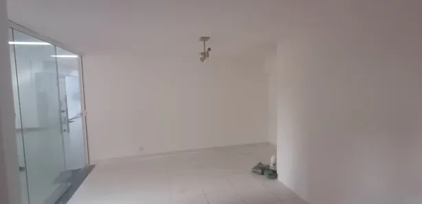 Loja / Salão / Ponto Comercial para alugar, 50m² no Centro, Macaé