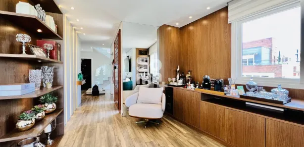 Casa de Condomínio com 4 Quartos à venda, 381m² no Tomazetti, Santa Maria
