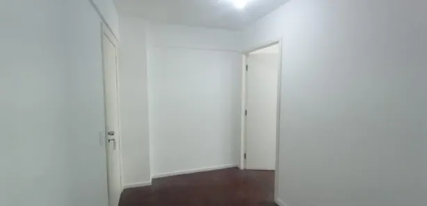 Conjunto Comercial / Sala para alugar, 44m² no Centro Cívico, Curitiba