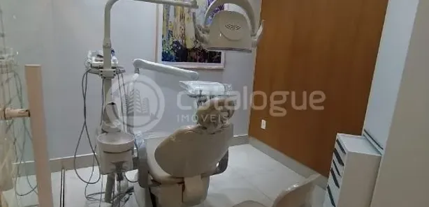 Loja / Salão / Ponto Comercial à venda, 85m² no Petrópolis, Natal